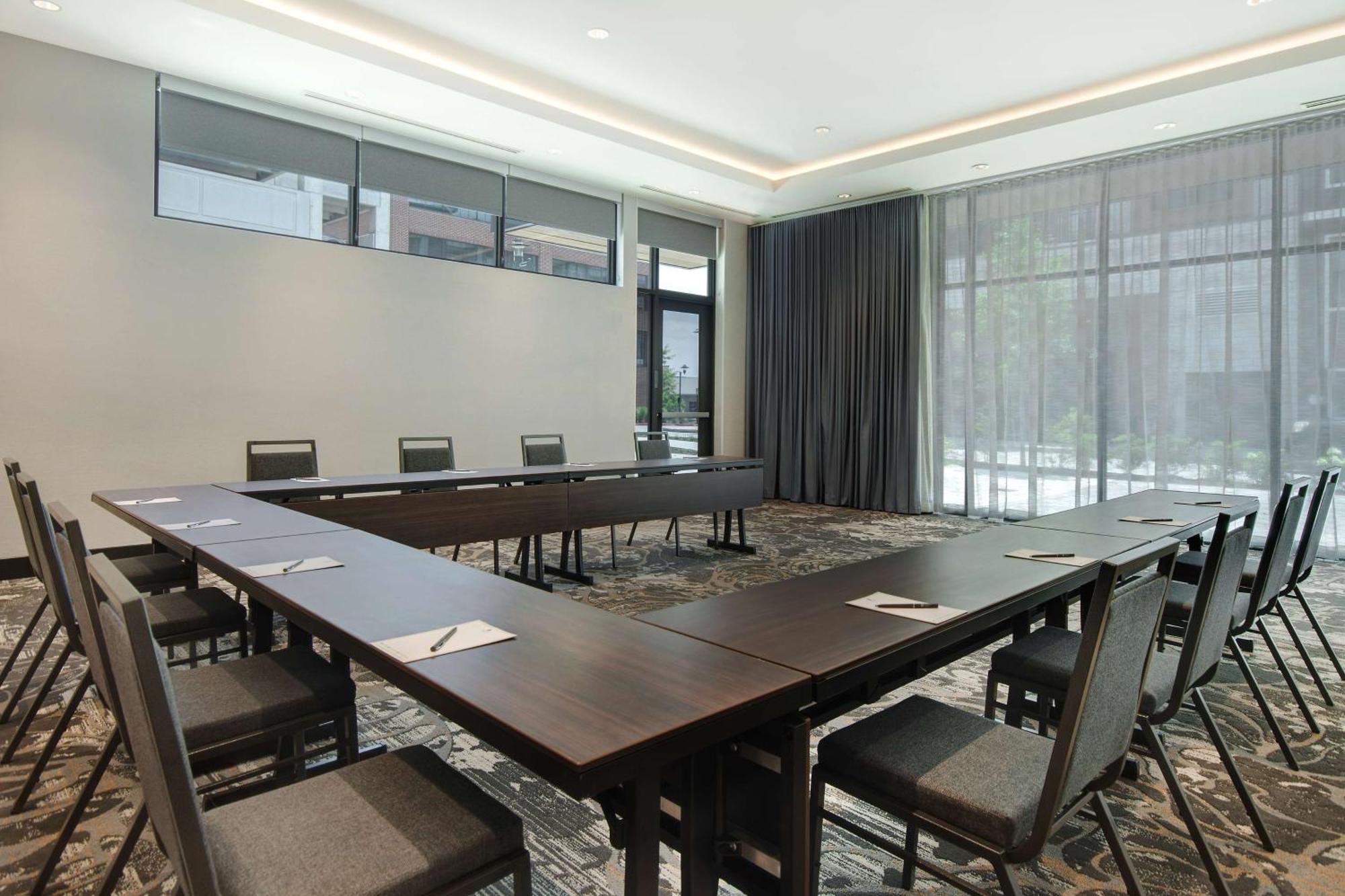 Embassy Suites By Hilton Alpharetta Halcyon 外观 照片