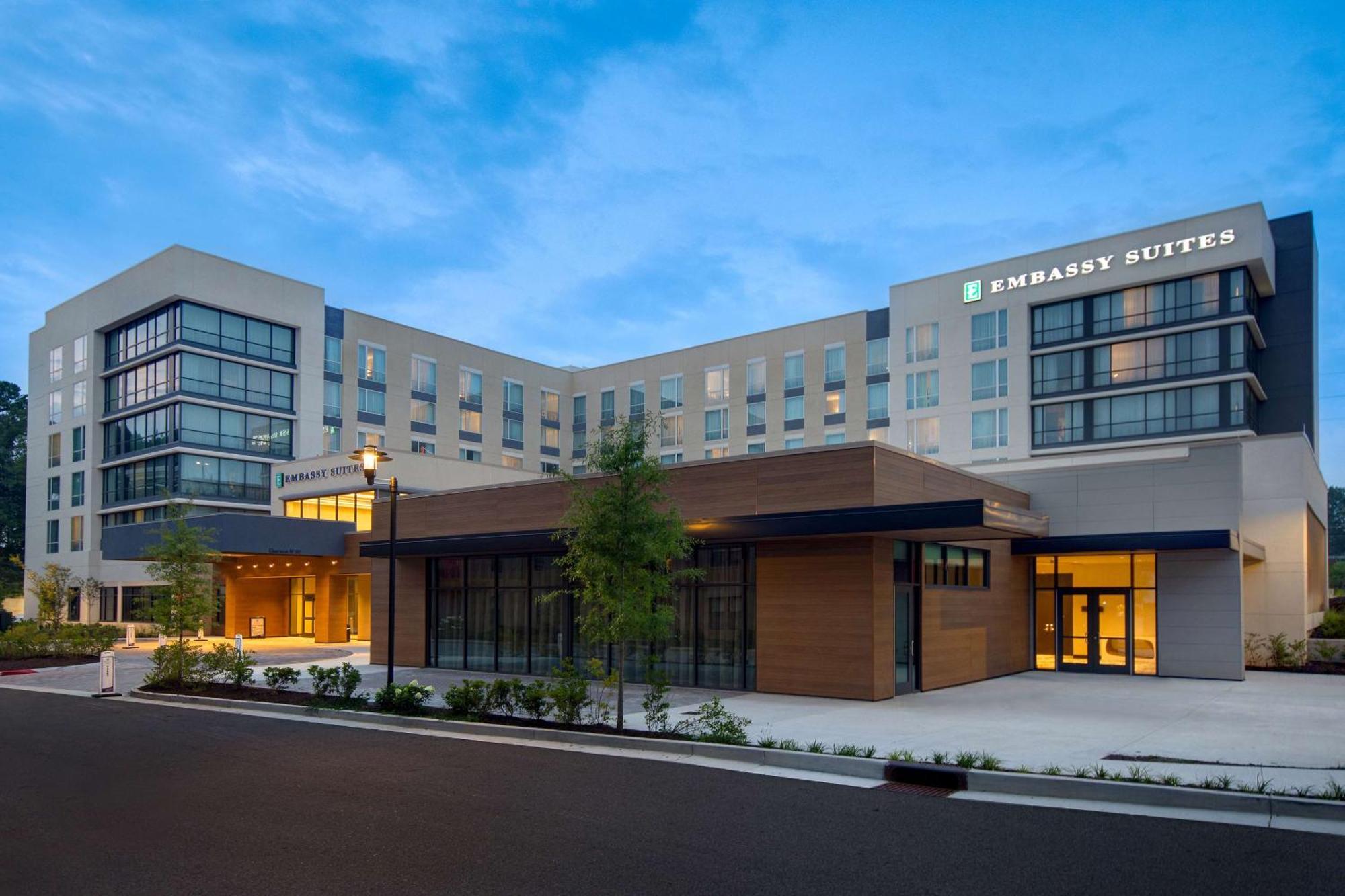Embassy Suites By Hilton Alpharetta Halcyon 外观 照片